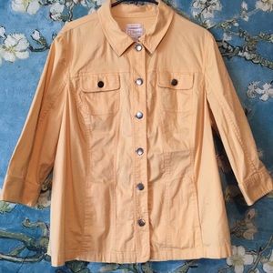 stretchy 3/4 sleeve yellow jacket